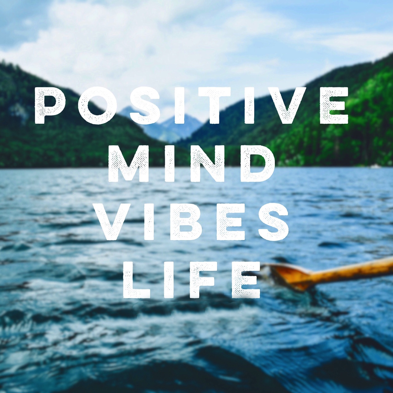 7 Ways to Tap Those Positive Vibes in Your Life